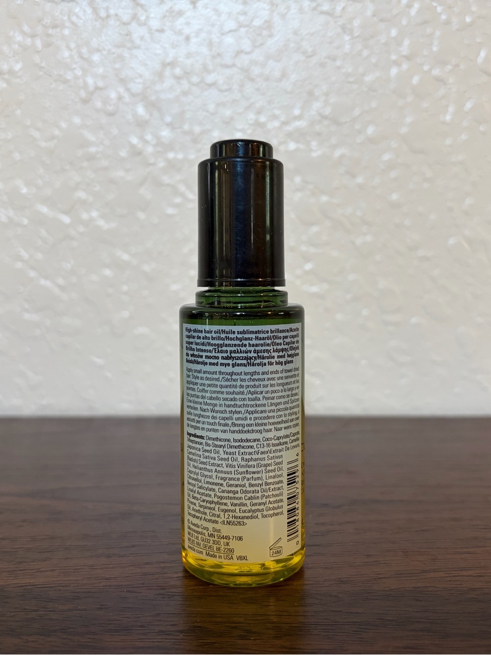 Aveda Miraculous Oil High-Shine Hair Concentrate 1.7oz - Picture 2 of 3